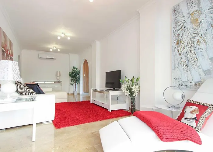 Precioso Apartamento En Coto Real - Milla De Oro